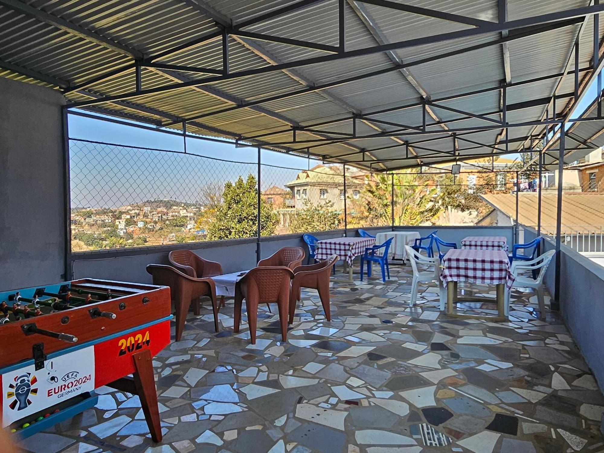 Chez Joel Bed & Breakfast Antsirabe Exterior photo